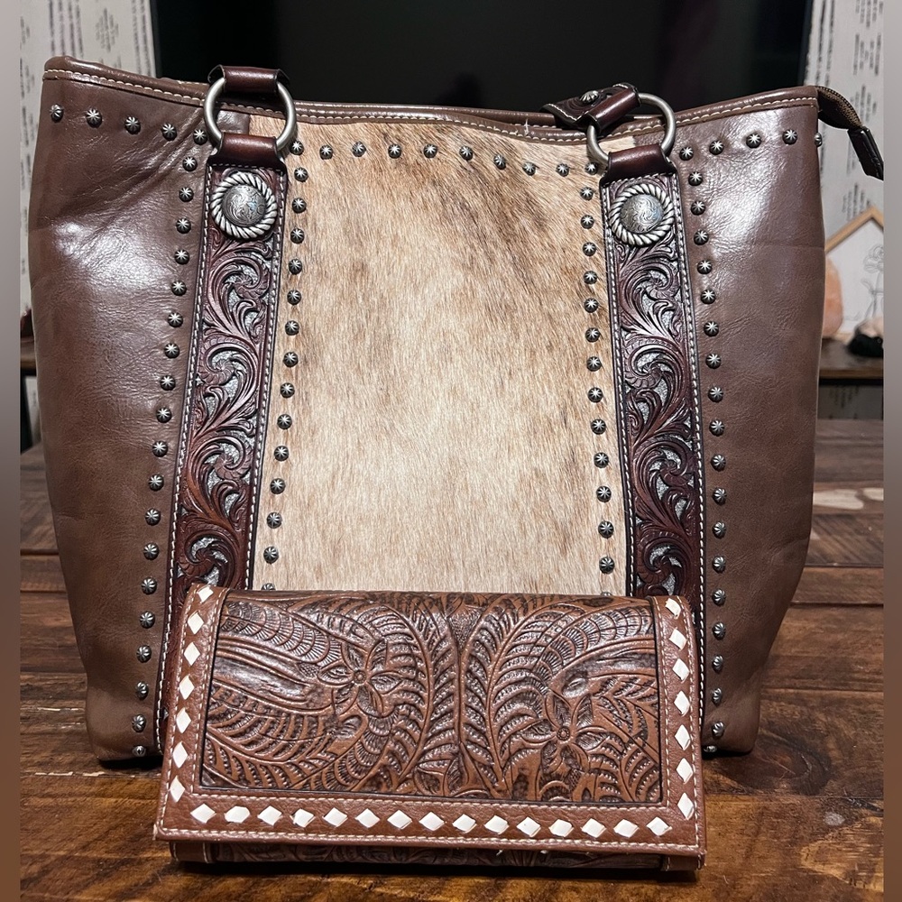 Blazin Roxx leather tote bag -wallet was sold separately